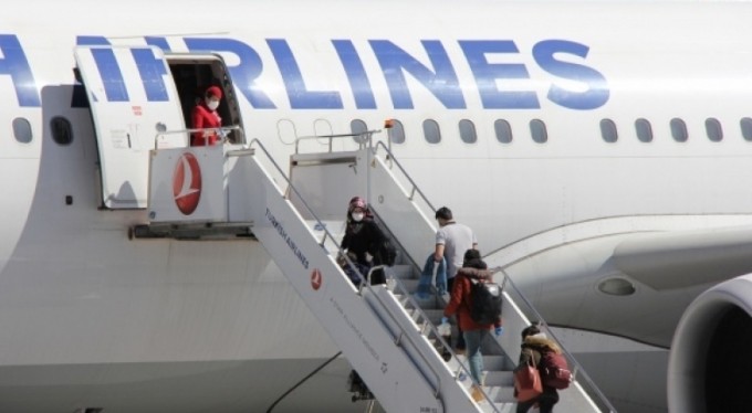 İzin belgesi olmayanlar uçağa binemeyecek