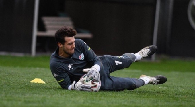 Bursaspor'da 3 futbolcu yolcu