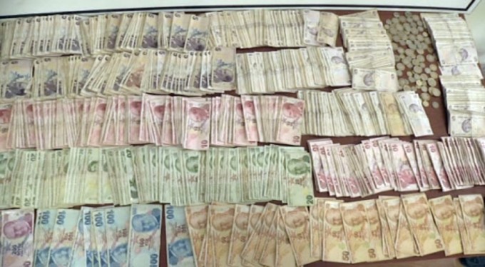 İthal dilencinin üzerinden 10 bin TL çıktı