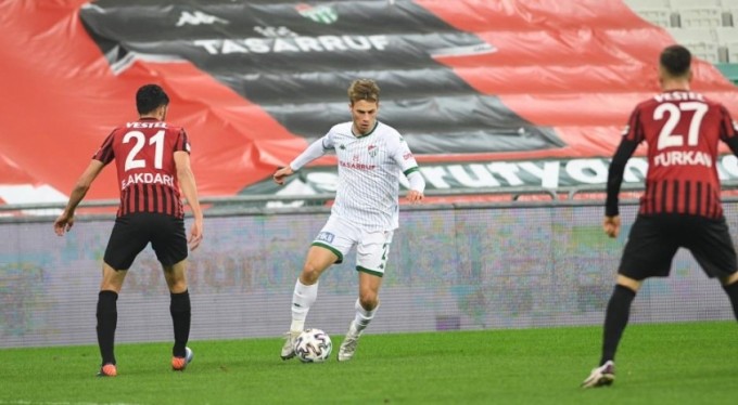 Bursaspor'un gençleri, Eskişehirspor'a bileniyor