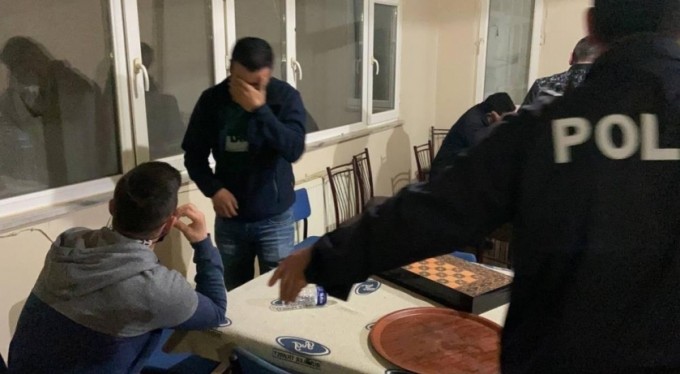 Spor kulübü lokalindeki oyuna şok baskın