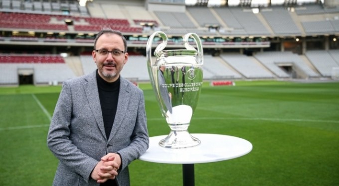 İstanbul'daki Şampiyonlar Ligi finali seyircili