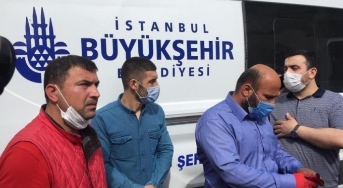 Cenazeler karıştı, defin işlemleri yarıda kaldı