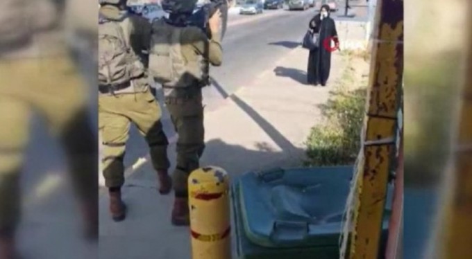 İsrail&nbsp;askerleri, Batı Şeria'da Filistinli kadını vurdu