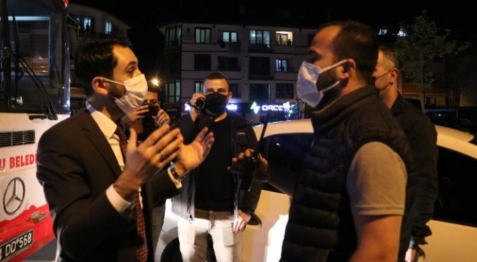 Belediyenin müzik yayınına polis engeli