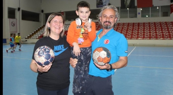 Karı koca aynı takımı çalıştırırsa...