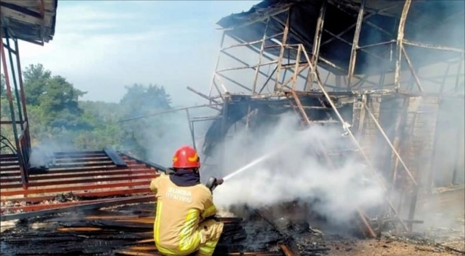 Bursa'da peş peşe çıkan yangınlar korkuttu