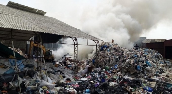 İnegöl OSB'deki yangın korkuttu