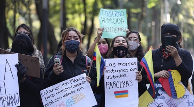 Kolombiya hükümeti geri adım attı