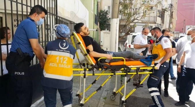 Sokakta yürüyen gençler böyle saldırıya uğradı