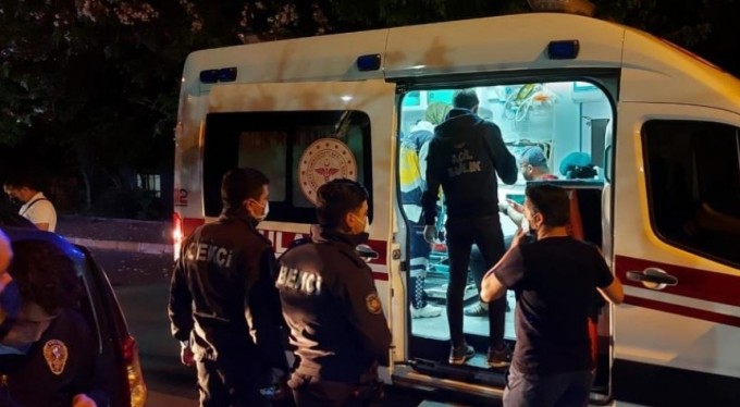 Yedek parçacıda yangın, 5 işçi hastanelik oldui