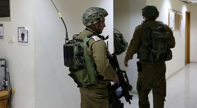 İsrail zulmü sınır tanımıyor, 13 Filistinli'yi gözaltına aldılar