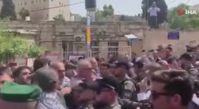 Şeyh Cerrah'ta&nbsp;İsrailli yerleşimcilerin Filistinlilere saldırısı sürüyor