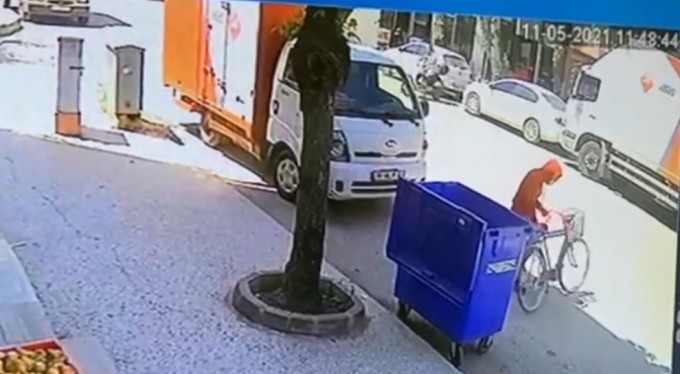 Bursa'da Güpegündüz, bisikleti böyle çaldı