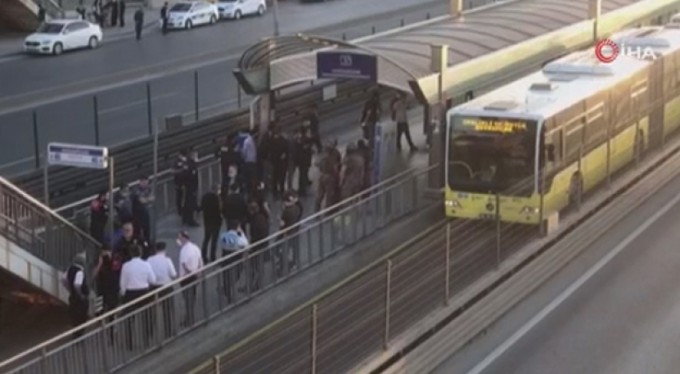 Metrobüsteki o şahıs gözaltına alındı