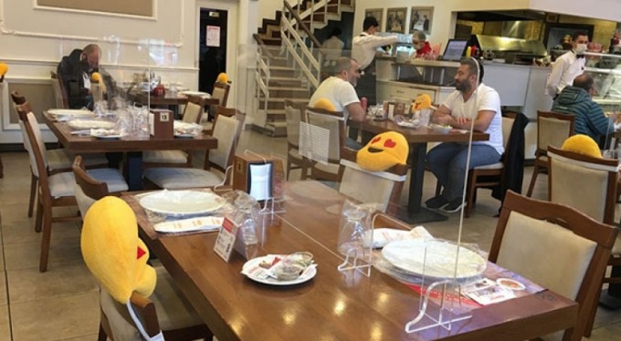 Normalleşme kafelerle başlıyor, düğün Temmuz'da