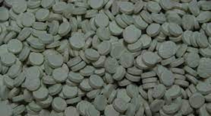 Limanda bir ton uyuşturucu hap ele geçirildi