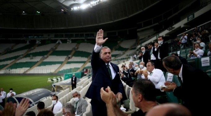 Bursaspor'da kongre tarihi belirsizliği sürüyor