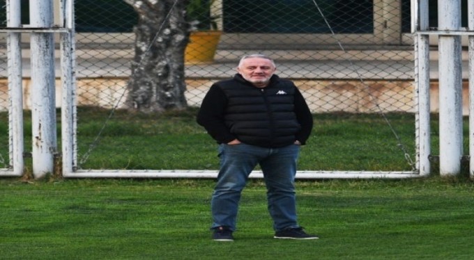Bursaspor Sportif Direktörü Adil Cenkçiler de ayrıldı