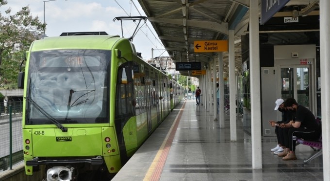 Bursa metrosu her gün dünya turu atıyor