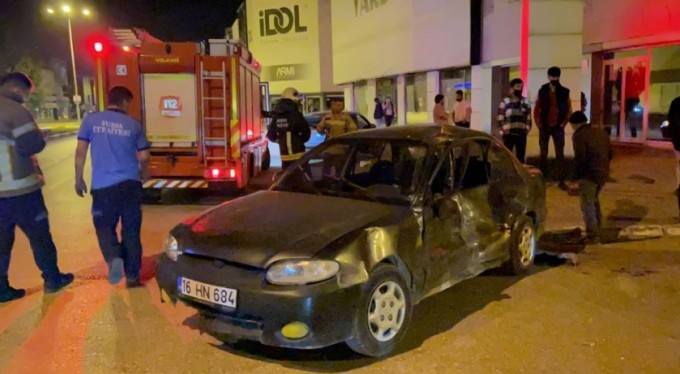 Kazaya karışan alkollü sürücü, yaralıyı bırakıp kaçtı