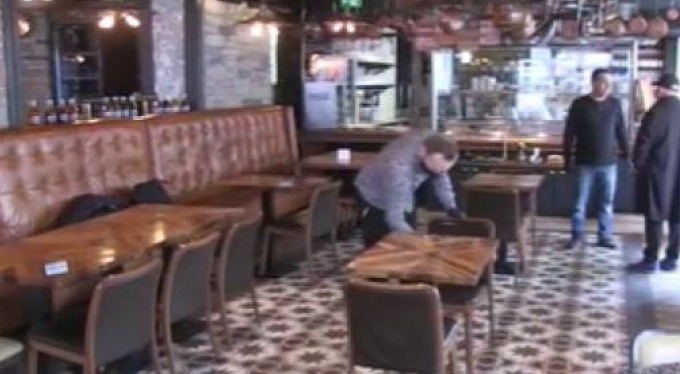 &nbsp;Berlin'de kafe ve restoranlar açıldı