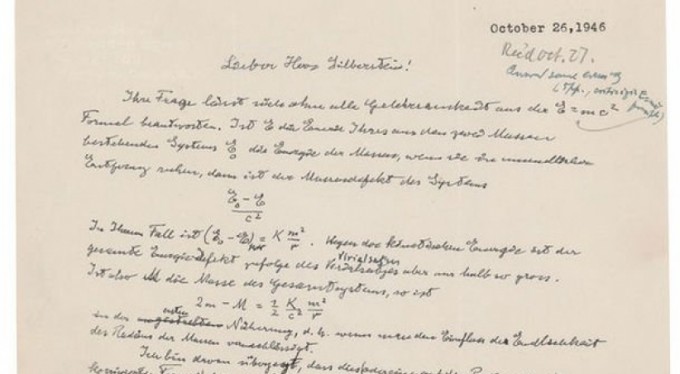 Einstein'ın el yazısı mektubu 1,2 milyon dolara satıldı