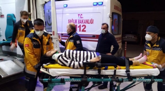 Bursa'da engelli aracı kazaya karıştı, 2 yaralı