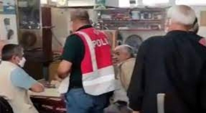 Yasağa uymadılar, polis gelince okeye devam ettiler