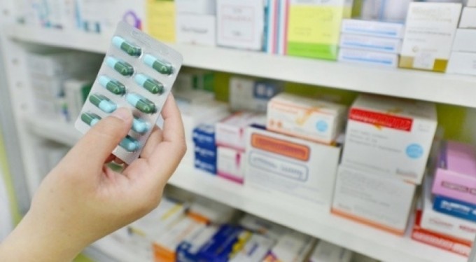 Reçetesiz antibiyotik satan eczacı şimdi yandı