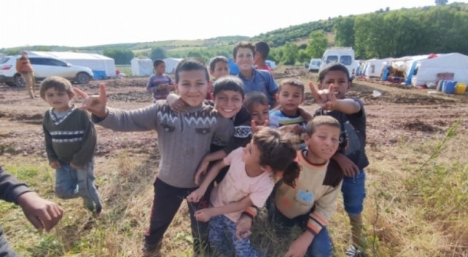 Bursa'da yalın ayaklı mutluluk