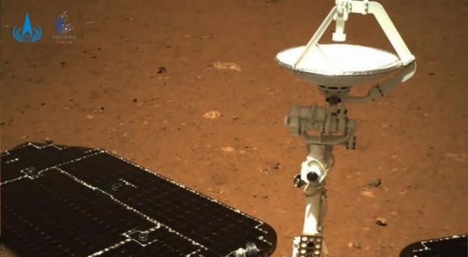 Çin, Mars'a ilk ayak izini bıraktı
