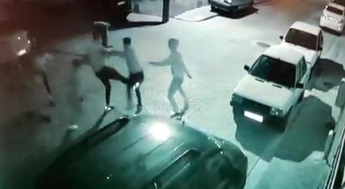 'Düşmanımla nasıl fotoğraf çektirirsin' kavgasında 1 ölü, 3 yaralı