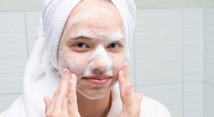 'Sivilce' deyip geçmeyin, işte tedavi yöntemleri