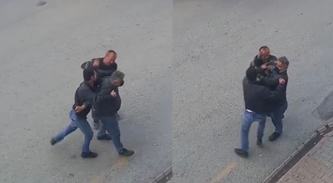 Yol verme kavgasında tekme ve yumruklar havada uçuştu