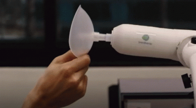 Virüsü 1 dakikada tespit eden "üflemeli" teste kullanım onayı