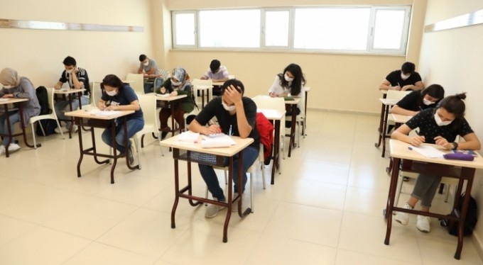 Üniversite yolunda büyük prova Büyükşehir'den