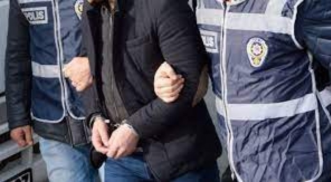 Görevdeki doktoru bıçaklayan zanlı tutuklandı