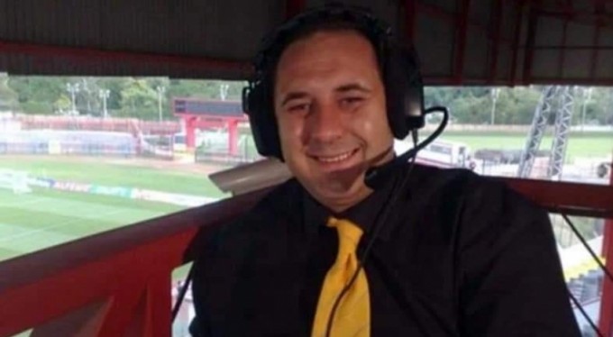 Bursalı ünlü spiker Fikret Engin hayatını kaybetti