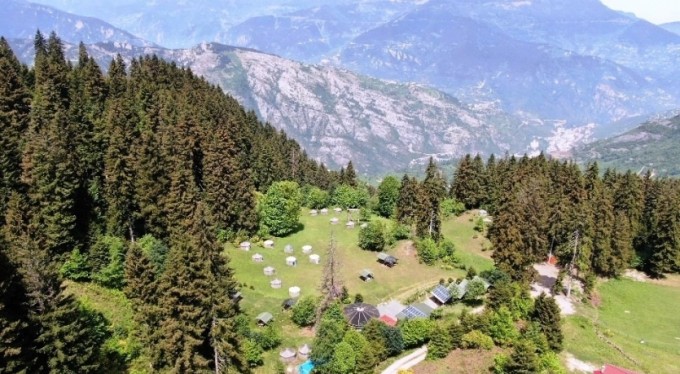 Bu obada ayı ve kurt görene 10 günlük tatil bedava