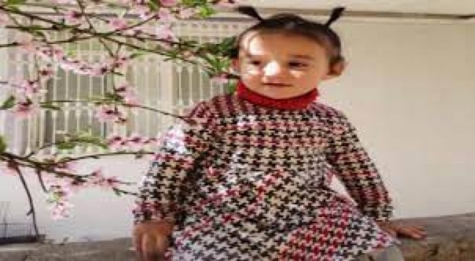 Kanepeden düşen çocuk hayatını kaybetti