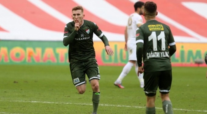 Bursaspor'un kadro değeri 10 milyon Euro'yu aştı