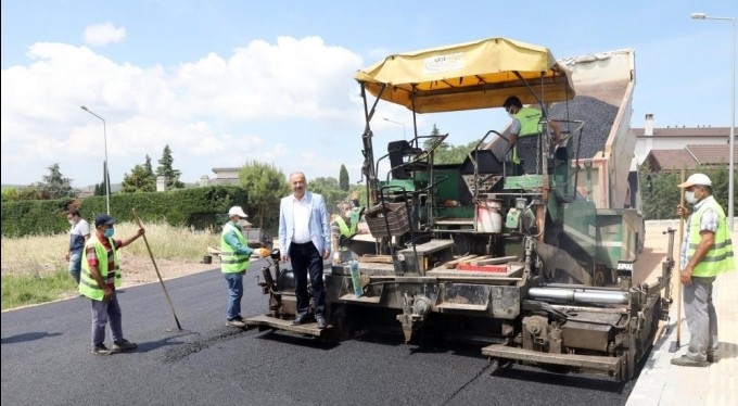Yeni yerleşim yerleri asfaltlanıyor