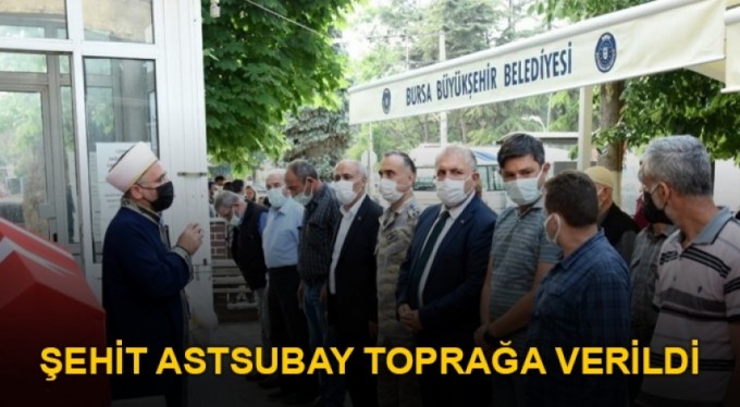 Şehit astsubay toprağa verildi