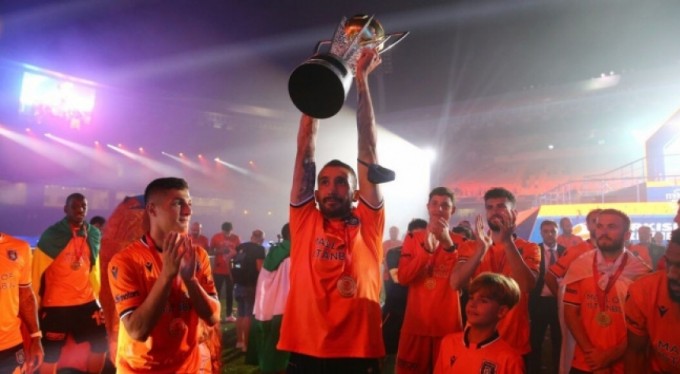 Medipol Başakşehir'den, Mehmet Topal'a teşekkür