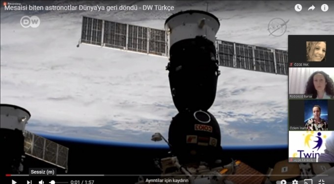 Bilime meraklı gençler evlerinde kendi laboratuarlarını kurdu