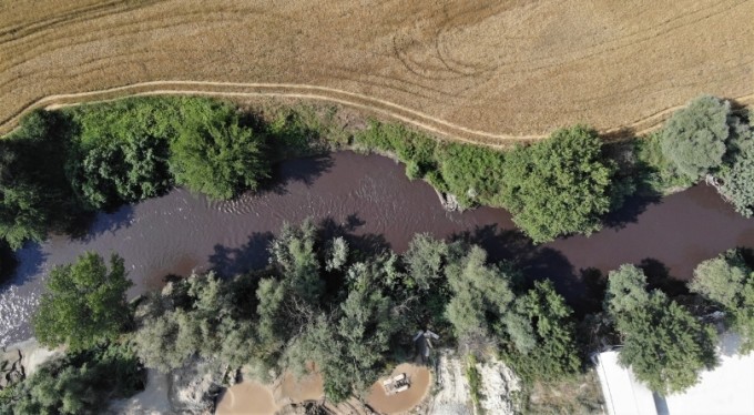 Marmara denizine akan Nilüfer Çayı'nda korkutan görüntü