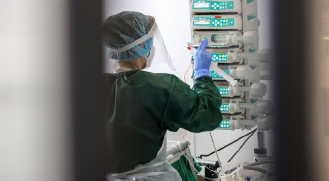 Birleşik Krallık'ta 2 kişide "maymun çiçeği virüsü" görüldü