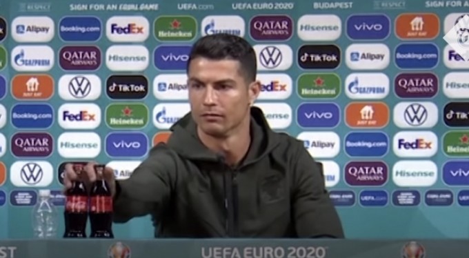 Ronaldo'nun hareketi 4 milyar Dolar'a patladı