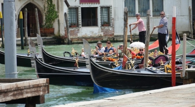 İtalya'da son 24 saatte 495 yeni vaka